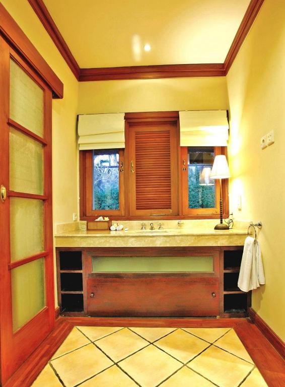 Villa Kharista Canggu Værelse billede